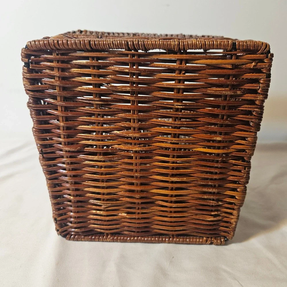 Vintage Brown Wicker Desk Organizer 2-Compartment Woven Mail Sort Basket Rustic